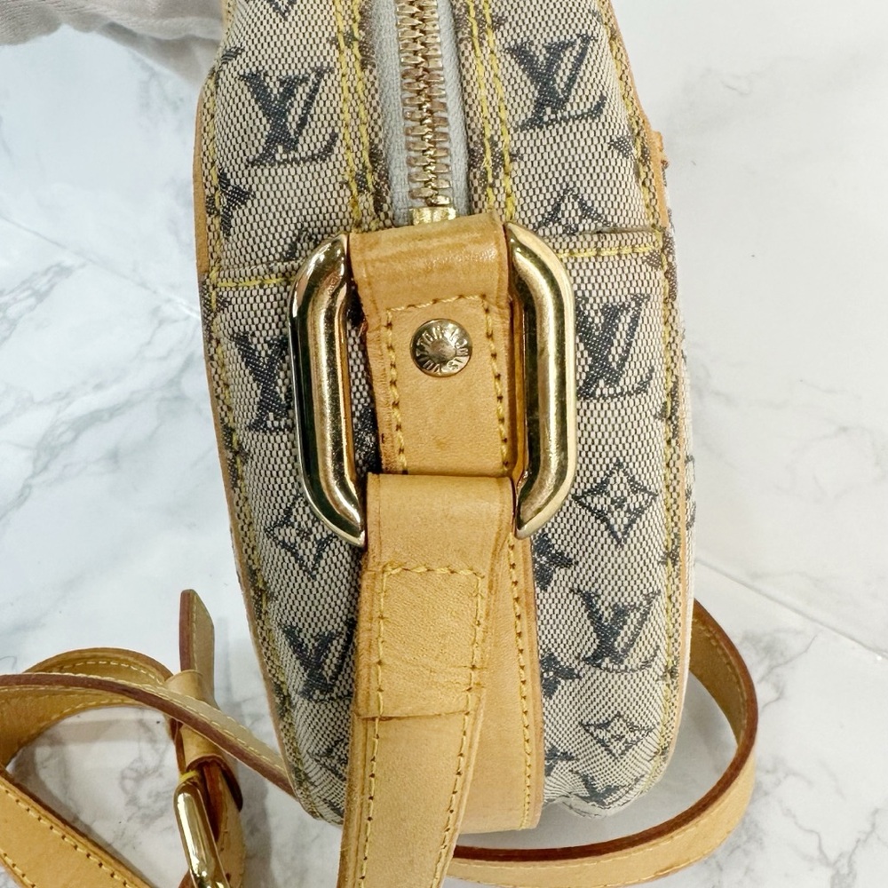 ⛔️SOLD⛔️Louis Vuitton Jeanne Mini Lin crossbody - Picture 6 of 15